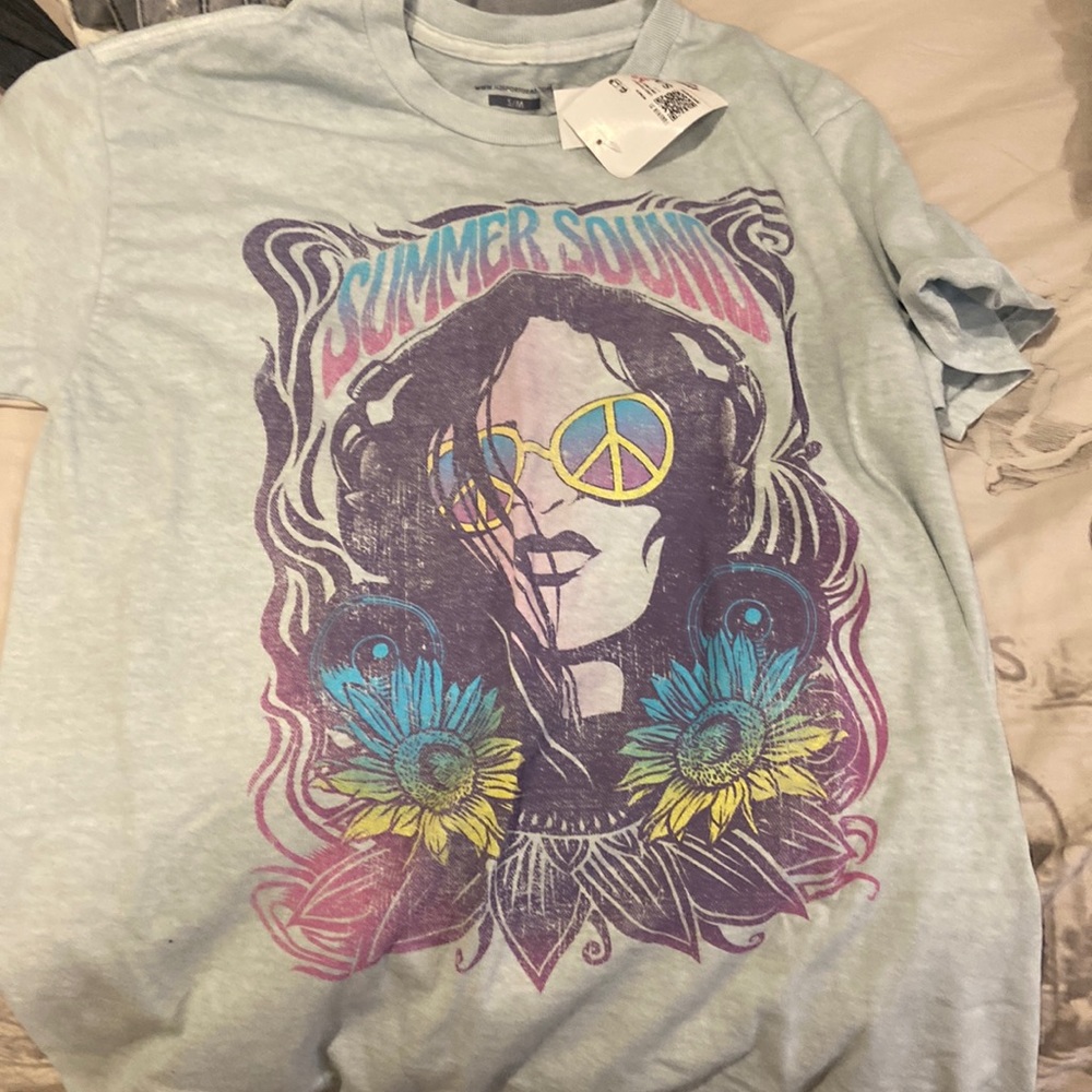Tee nwt